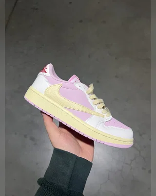Nike 1 LOW x TRAVIS SCOTT ‘SHY PINK’ — головне фото товару