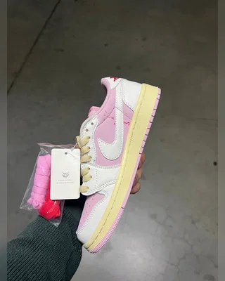 Nike 1 LOW x TRAVIS SCOTT ‘SHY PINK’ — головне фото товару