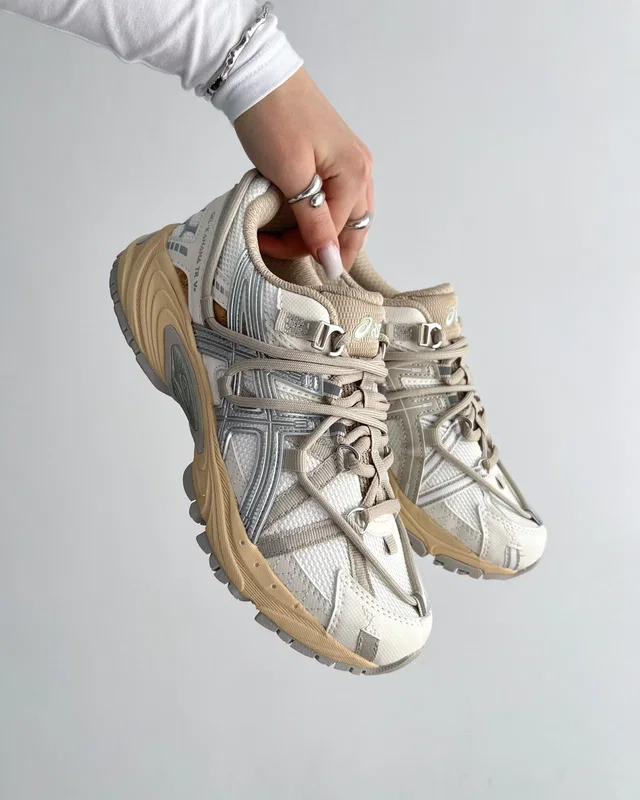 Asics Gel Kahana TR V2 'Cream Pure Silver' — головне фото товару