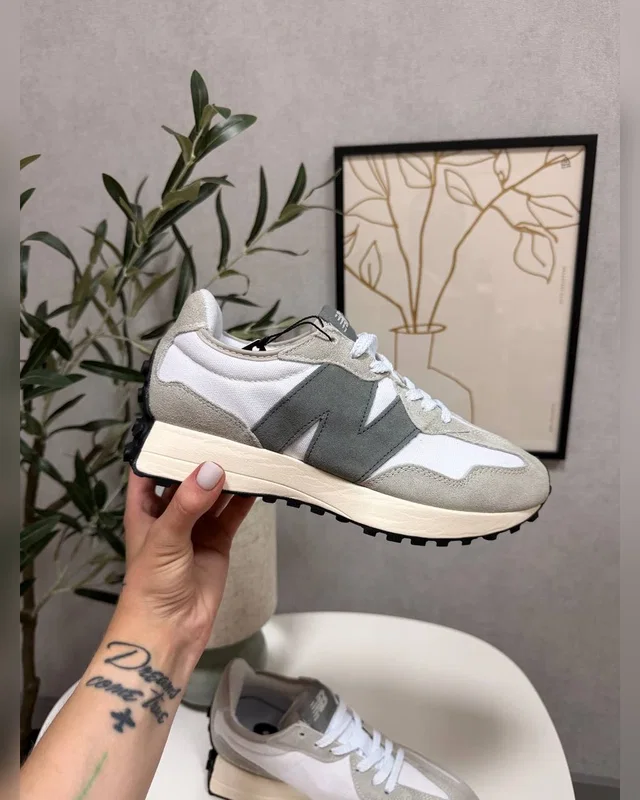 New Balance 327 Grey White — головне фото товару