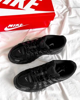 Nike P-6000 Premium 'Triple Black' Nike FQ8732 010 — головне фото товару