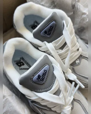 New Balance 9060 • Grey Beige • — головне фото товару