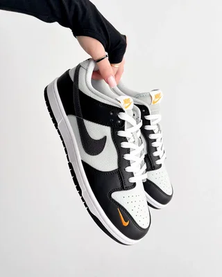 Nike Dunk Low Black Total Orange Mini Swoosh — головне фото товару