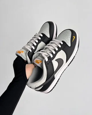 Nike Dunk Low Black Total Orange Mini Swoosh — головне фото товару