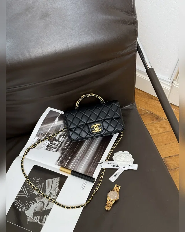 Chanel Mini Rectangular Flap Bag with Top Handle Black 19 х 10 х 6 см — головне фото товару