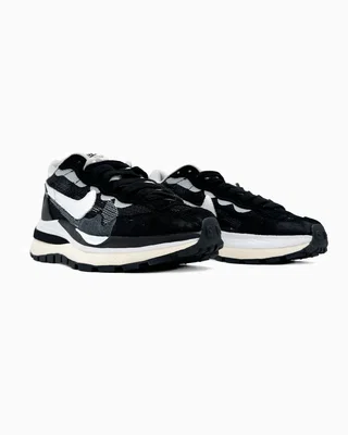 Nike VaporWaffle x Sacai Black White — головне фото товару