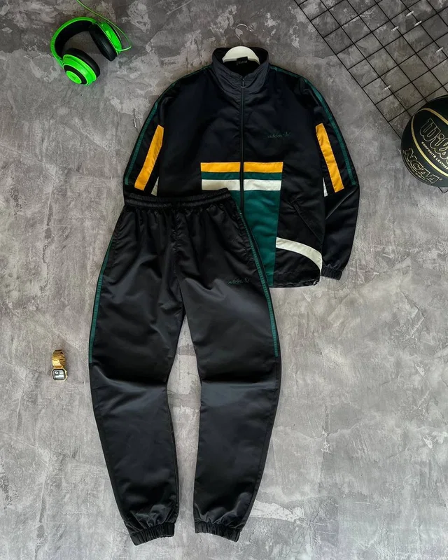 Костюм Adidas — головне фото товару