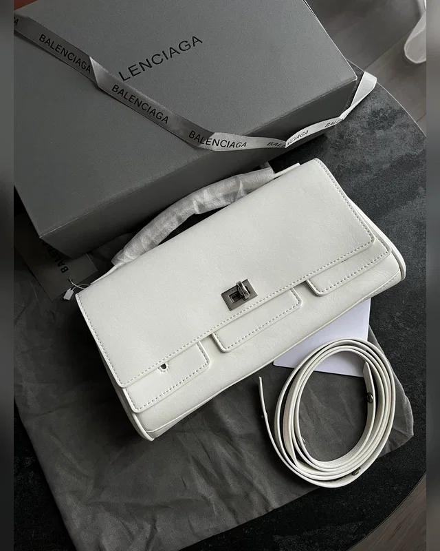 Balenciaga White — головне фото товару