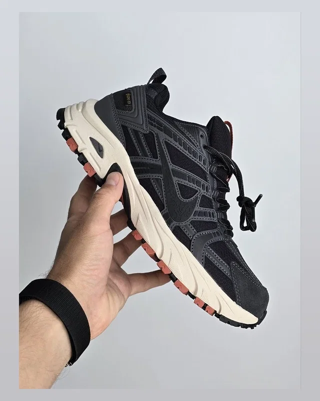 Nike V2K Run Gore Tex • Black Grey • — головне фото товару
