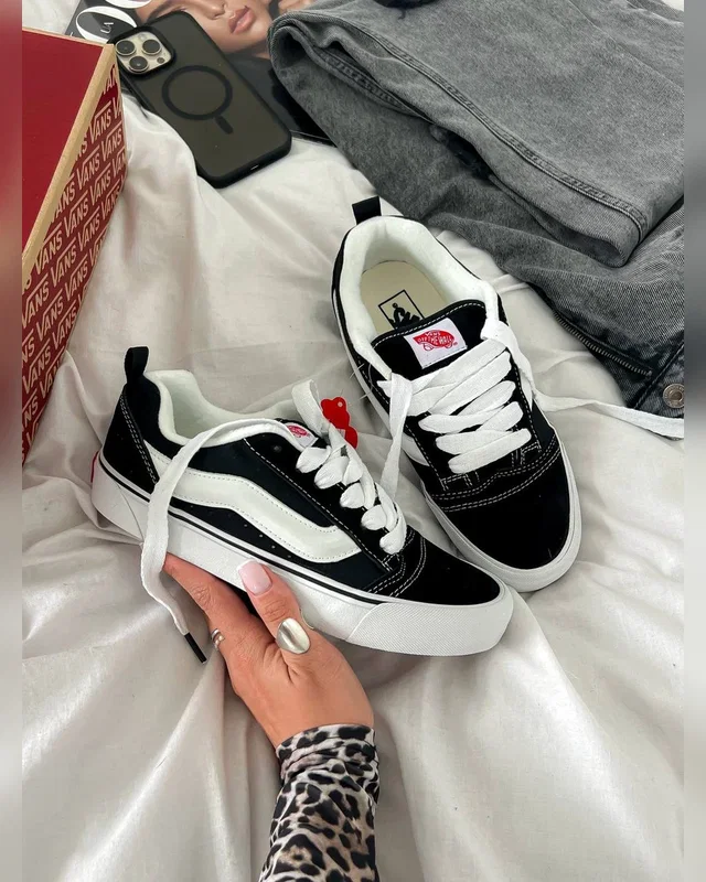 Vans Knu-Skool "Black White" box — головне фото товару