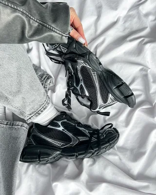 Balenciaga 3XL Sneaker 'Worn-Out Black White — головне фото товару