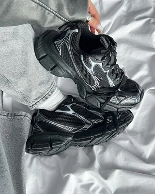 Balenciaga 3XL Sneaker 'Worn-Out Black White — головне фото товару