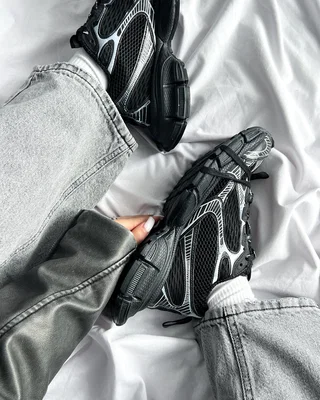 Balenciaga 3XL Sneaker 'Worn-Out Black White — головне фото товару