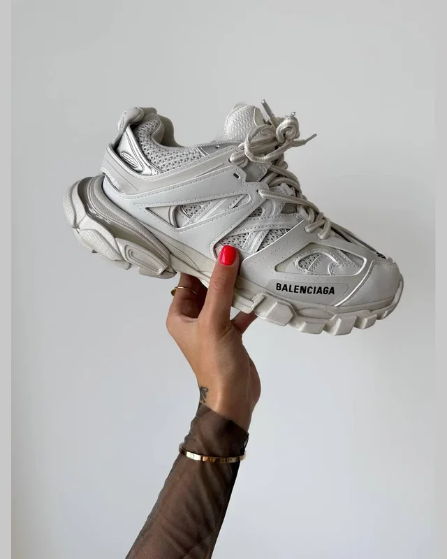 Balenciaga Track 3.0 Cream 40 — головне фото товару