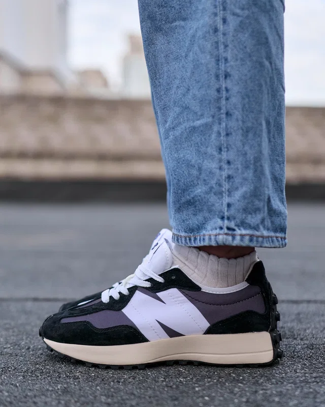 New Balance 327 Black White Premium — головне фото товару