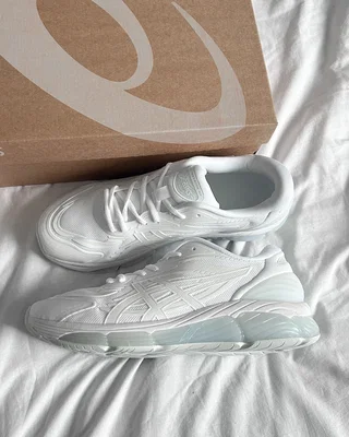 Asics Gel Quantum 360 8 'White Glacier Grey' 1203A305 100 — головне фото товару
