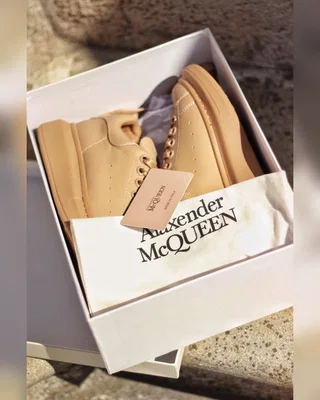 Osiris Beige 001 — головне фото товару