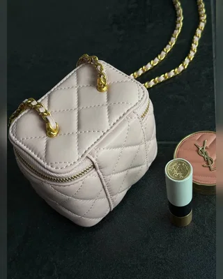 Chanel Classic powder Lambskin Pearl Crush Mini Vanity Case Магнітна Коробка 11 х 10 х 7 — головне фото товару