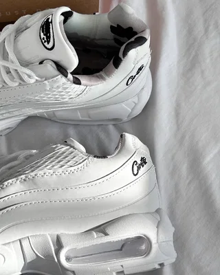 Nike Air Max 95 White — головне фото товару