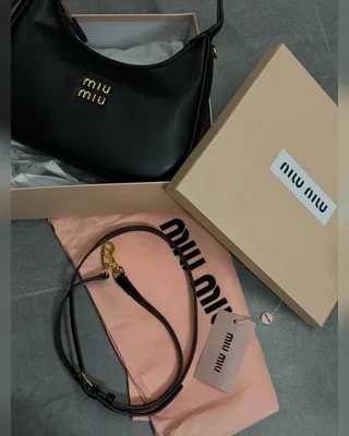 Miu Miu Leather Hobo Bag Black [Ориг Коробка] — головне фото товару
