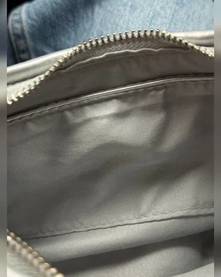 Miu Miu Wander Matelassé Nappa Leather Mini Hobo Bag Silver [оригінальна брендована коробка] 21 х 23 х 7 — головне фото товару