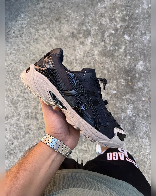 Asics Gel Kahana TR V4 Black Beige Gore Tex — головне фото товару