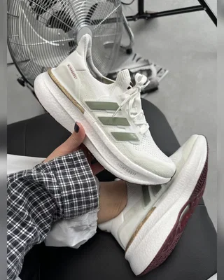 Adidas Ultraboost 5X Beige Green — головне фото товару