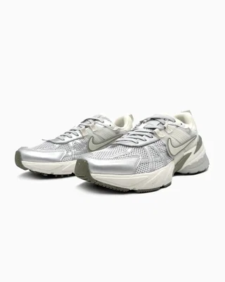 Nike V2K Runtekk Silver Olive White — головне фото товару