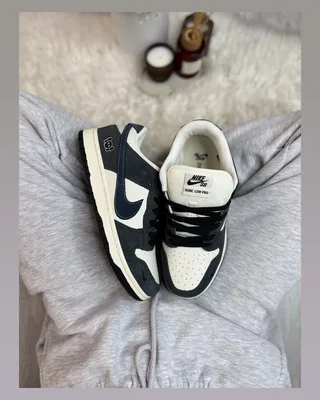 Nike dunk kaws dark blue — головне фото товару