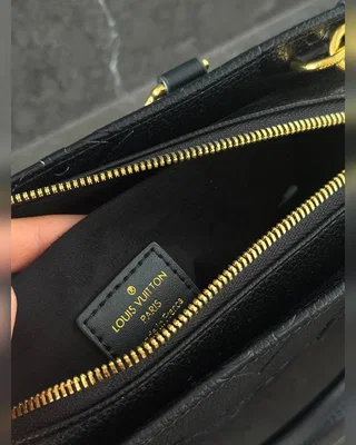 Louis Vuitton OnTheGo East West Black (Коробка магніт) — головне фото товару
