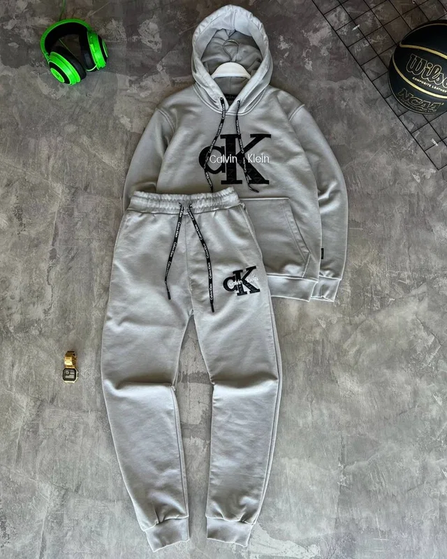 Костюм Calvin Klein — головне фото товару