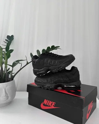 Nike Air Max 95 Essential 'Triple Black 20/23' CI3705-001 — головне фото товару