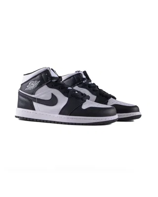 Nike Air Jordan 1 Retro Black White — головне фото товару