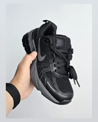 Nike V2K Run — головне фото товару