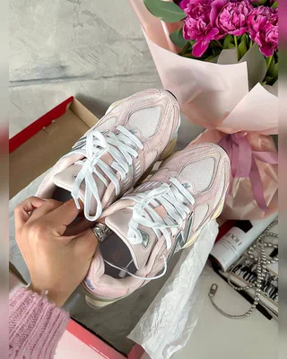 New Balance 9060 white pink — головне фото товару