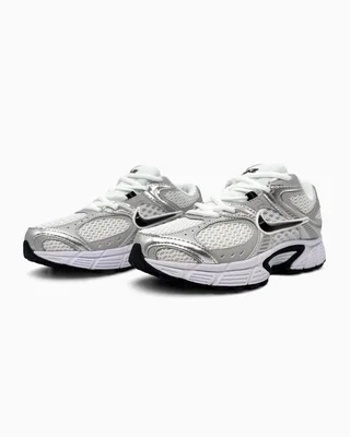 Nike V5 RNR White Silver Black — головне фото товару