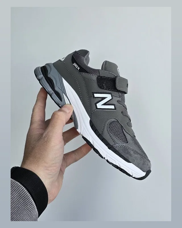 New Balance 2002R — головне фото товару