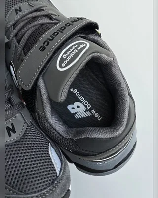New Balance 2002R — головне фото товару