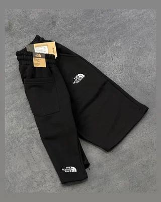 The North Face Шорти TNF чорні — головне фото товару