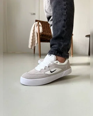 Nike sb skate shoes white black — головне фото товару