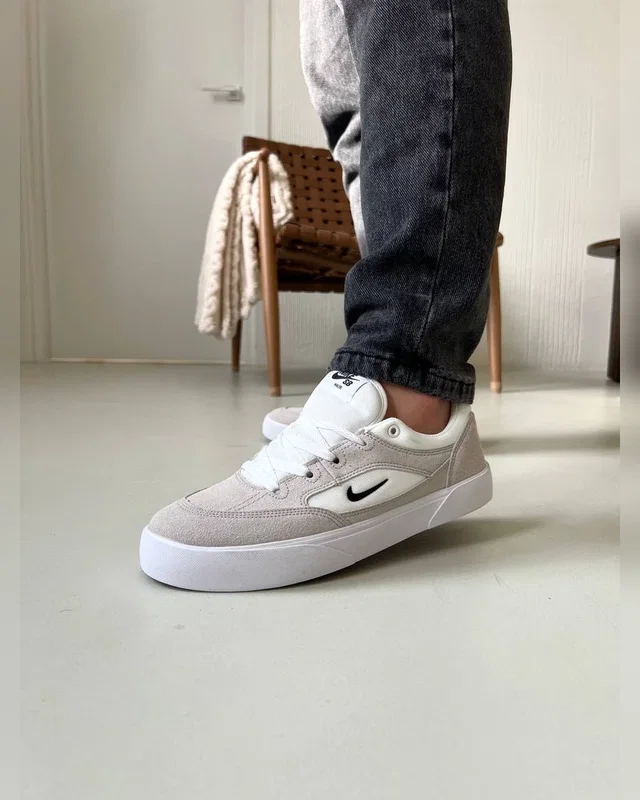 Nike sb skate shoes white black — головне фото товару