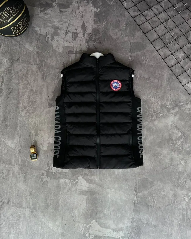 Жилет Canada Goose — головне фото товару
