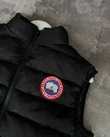 Жилет Canada Goose — головне фото товару