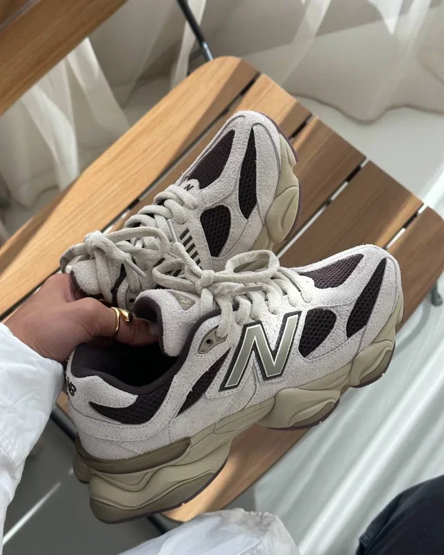 New Balance 9060 Beige/Brown — головне фото товару