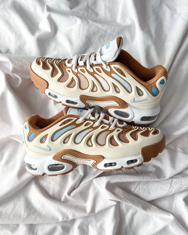 Nike Air Max Plus Drift 'Phantom Cacao Wow' — головне фото товару
