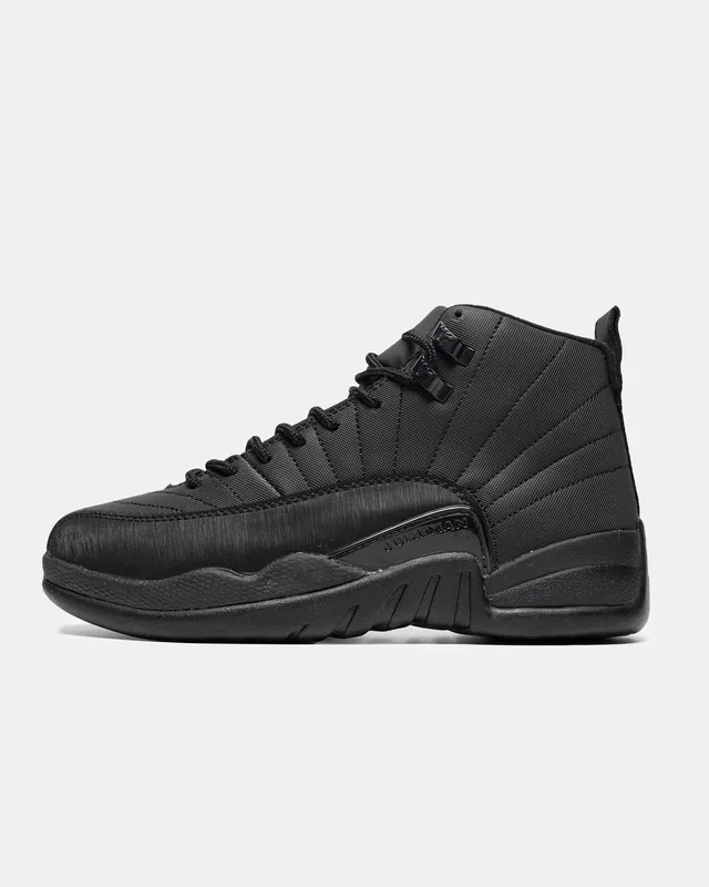 Nike Air Jordan 12 Retro Winterized 'Triple Black' — головне фото товару