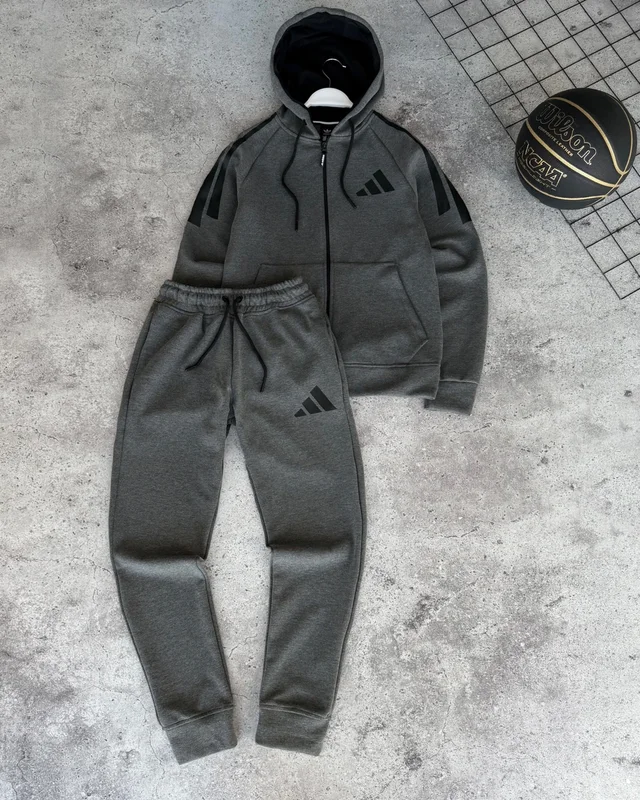 Костюм Adidas — головне фото товару