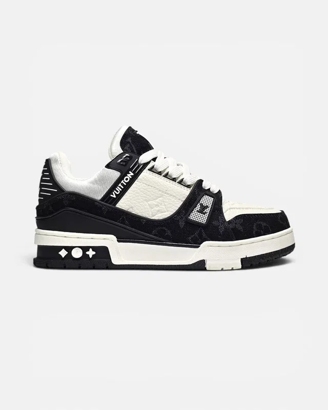 Louis Vuitton Trainer Sneaker Black White — головне фото товару