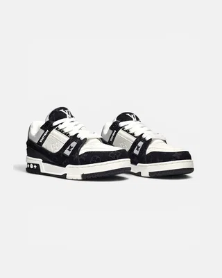 Louis Vuitton Trainer Sneaker Black White — головне фото товару