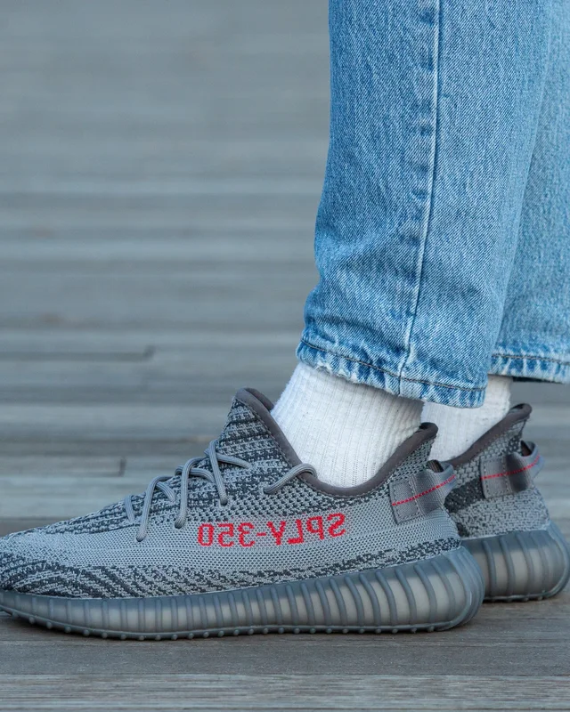 Adidas Yeezy Boost 350 v2 Grey — головне фото товару